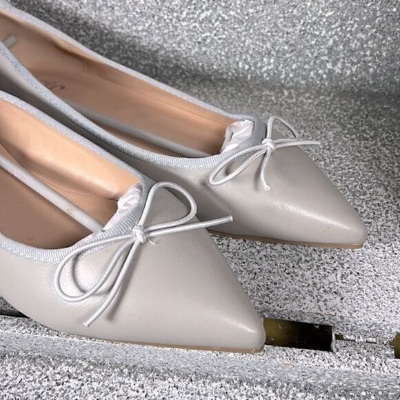 Journee Collection VIKA Vegan Leather Pointed Flats Shoes Size 9 JC - Picture 5 of 8